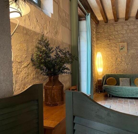 פנסיון Le Relais, La Dormance, Le Bois Dormant