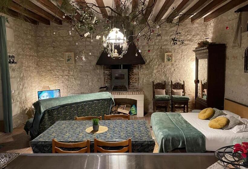 פנסיון Le Relais, La Dormance, Le Bois Dormant