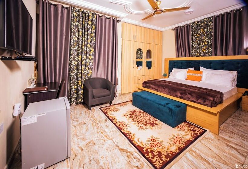 پانسیون Richjoy Lodge