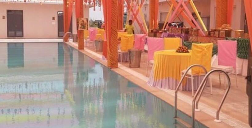 Villagedeck Resort