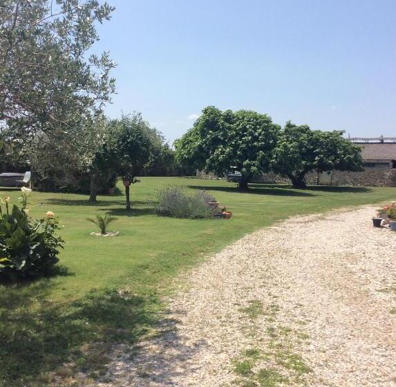 Bed and Breakfast Le Mas Des Figuiers