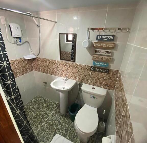 تختخواب و صبحانه Teteng S Apartelle