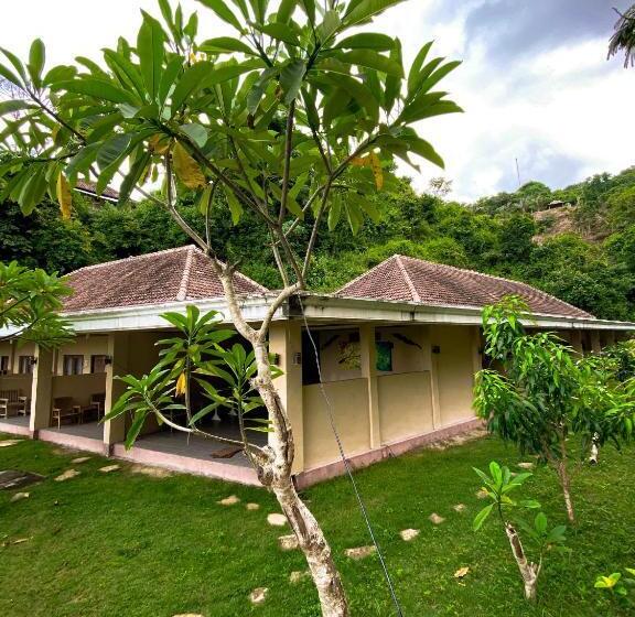 فندق Ara Artati Lombok Bungalows And Restaurant
