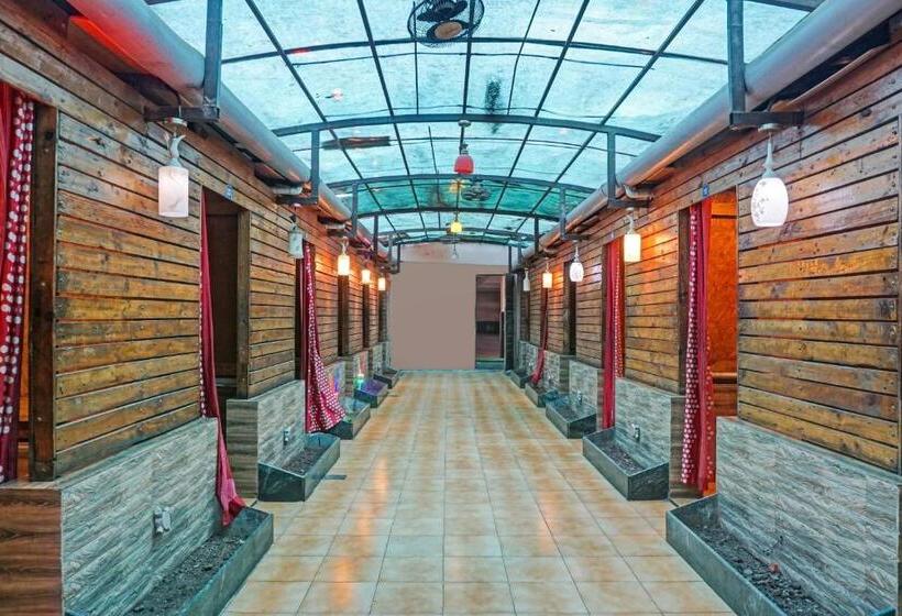 فندق Collection O Rahul Executive & Lodging