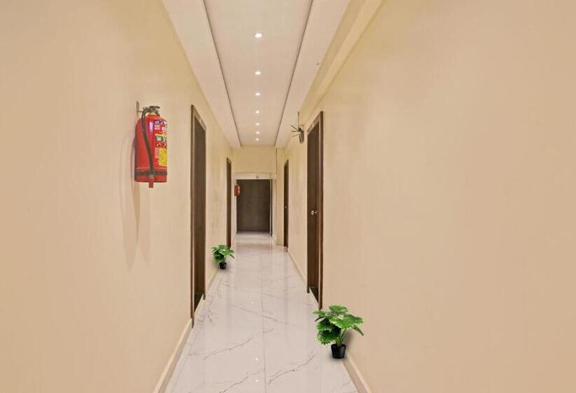 ホテル O Nandi Palace Lodging And Boarding