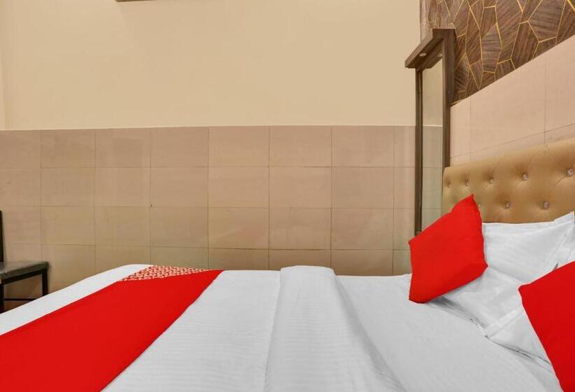 ホテル O Nandi Palace Lodging And Boarding