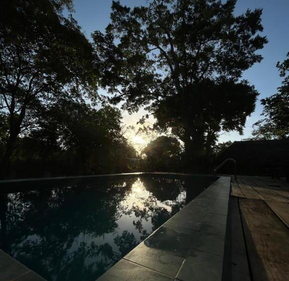 هتل Gabaa Resort & Spa   Habarana
