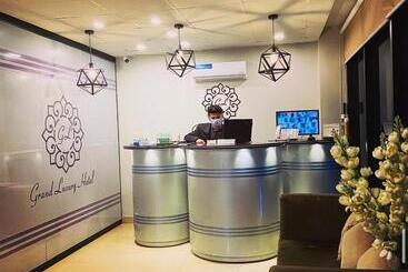 Grand Luxury Hotel Multan