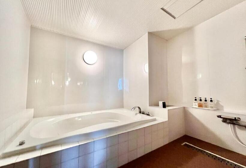 فندق Sky Tower Sweet 4 Beppu, Resort Love