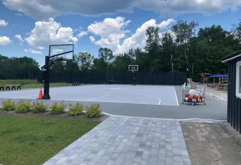 استراحتگاه King & Queen Bed, Pool, Firepit, Fully Stocked