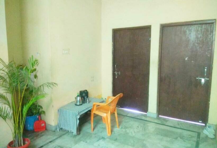 Shri Homes