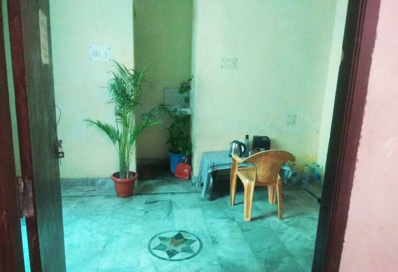 Shri Homes