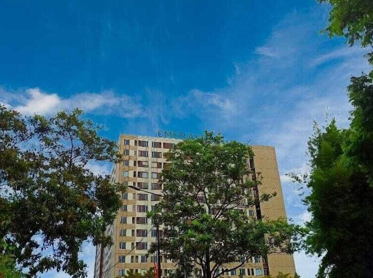 Thrive Hotelindo