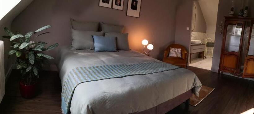 تختخواب و صبحانه Maison Et Florescence