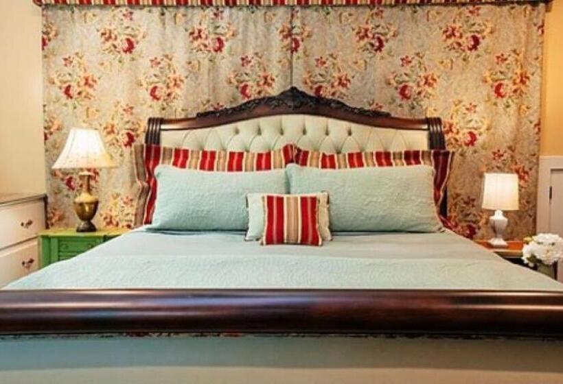 تختخواب و صبحانه The Bird & Butterfly Inn