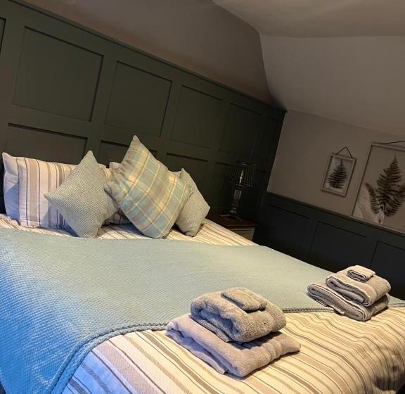 צימר The Crown Inn