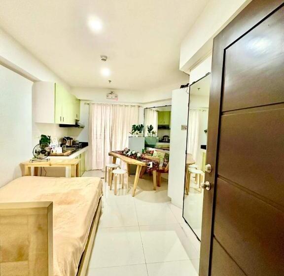 Burnham Hill Condominium