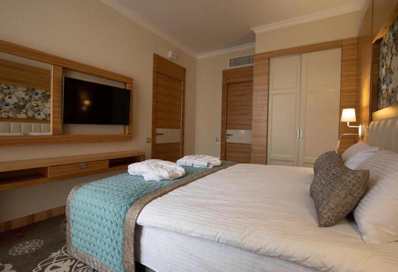 فندق Arden Palace Medical Resort & Spa