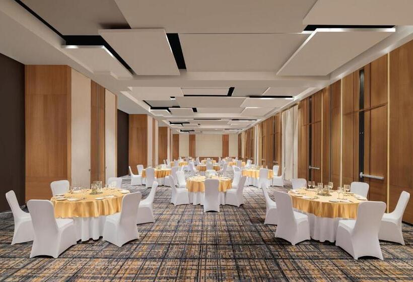 هتل Courtyard By Marriott Colombo