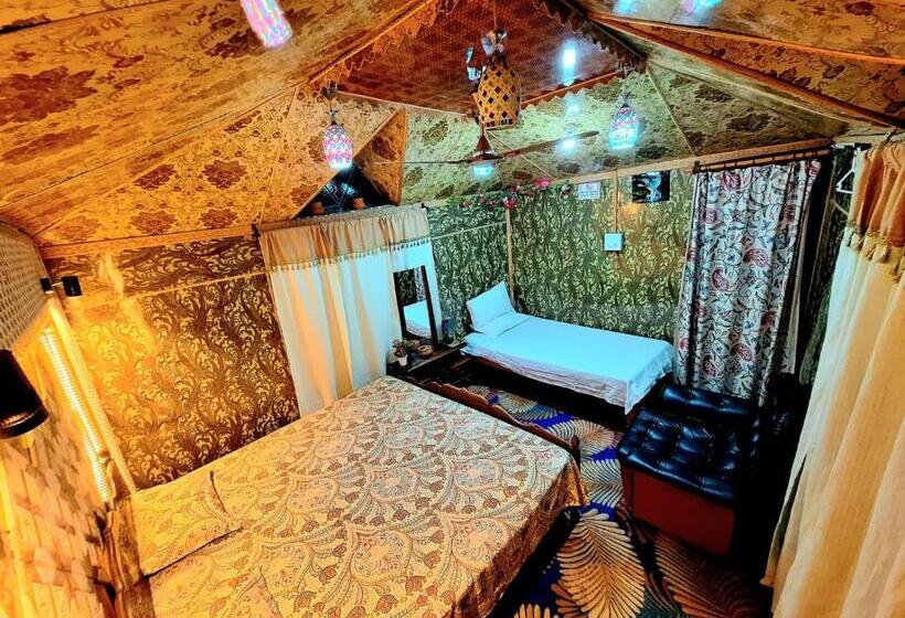 Отель Hb King Of Kings