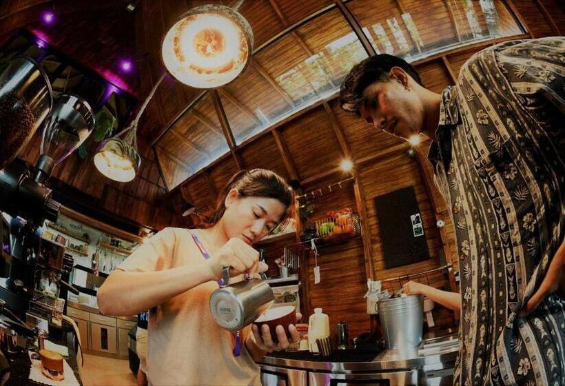 هتل Kenaray Farmstay Riverside