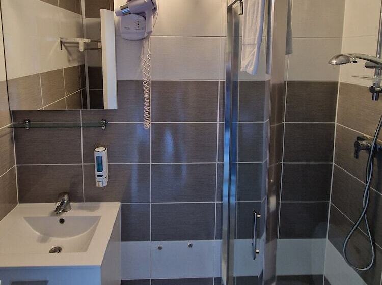 هتل Le Cosy