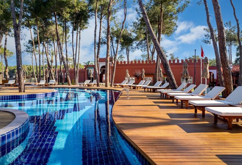 ホテル Rixos Park Belek, The Land of Legends Access