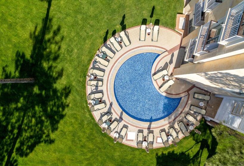 ホテル Rixos Park Belek, The Land of Legends Access