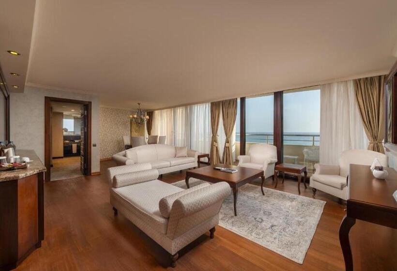 ホテル Rixos Park Belek, The Land of Legends Access