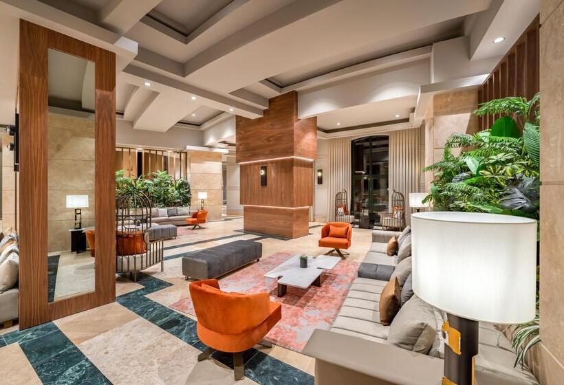 ホテル Rixos Park Belek, The Land of Legends Access