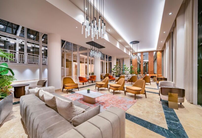 ホテル Rixos Park Belek, The Land of Legends Access