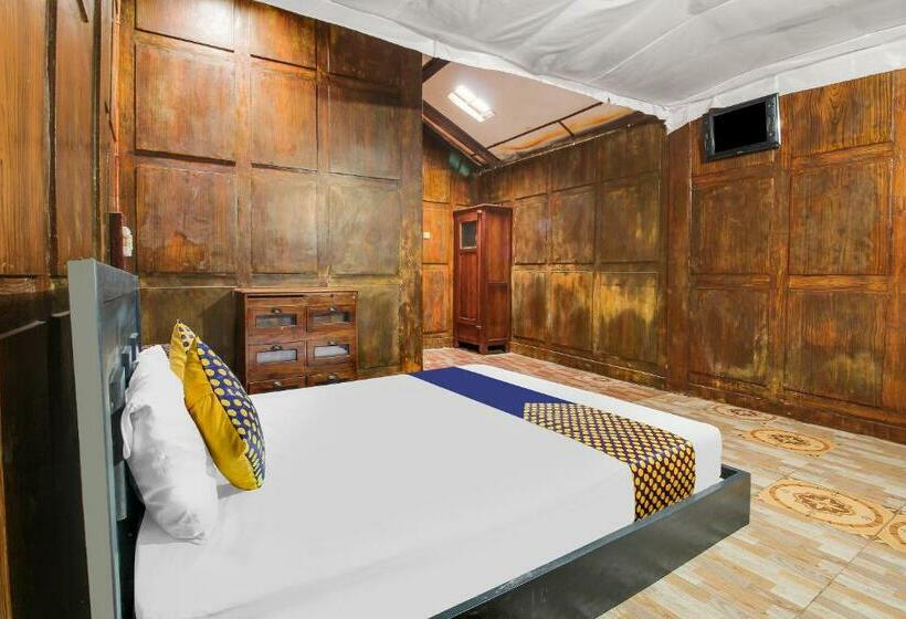 ホテル Spot On 92083 Lailik Gilang Guesthouse