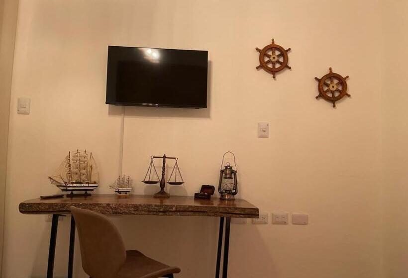 هتل Studio 27 Colonial, Centro Histórico
