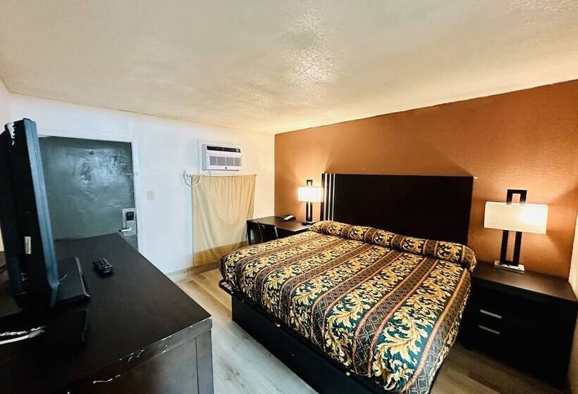 مُتل Economy Inn