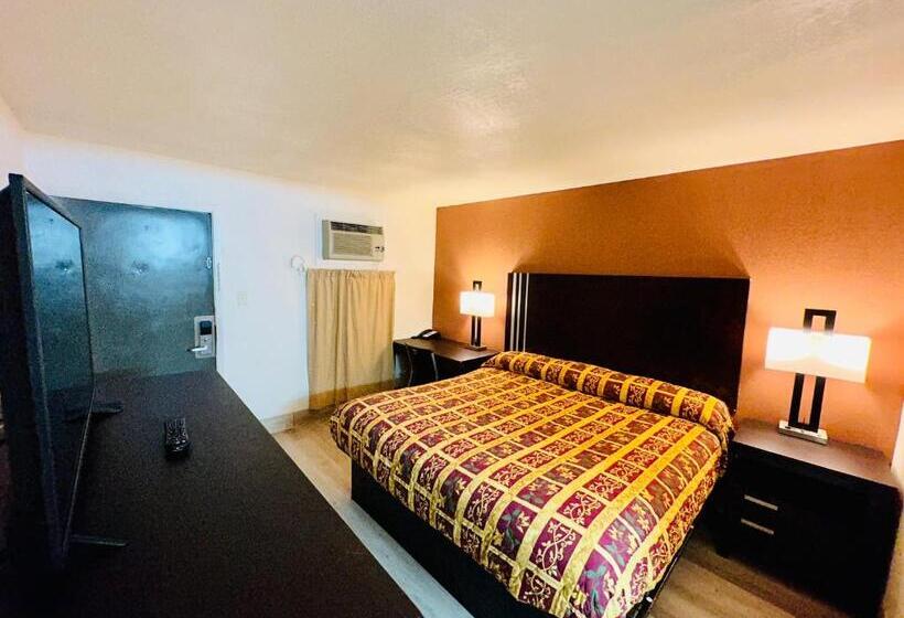 مُتل Economy Inn