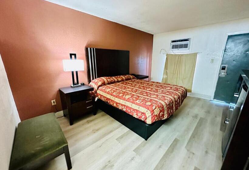 مُتل Economy Inn