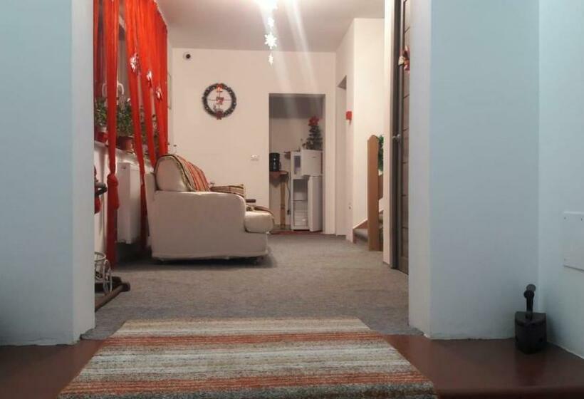 פנסיון La Myky