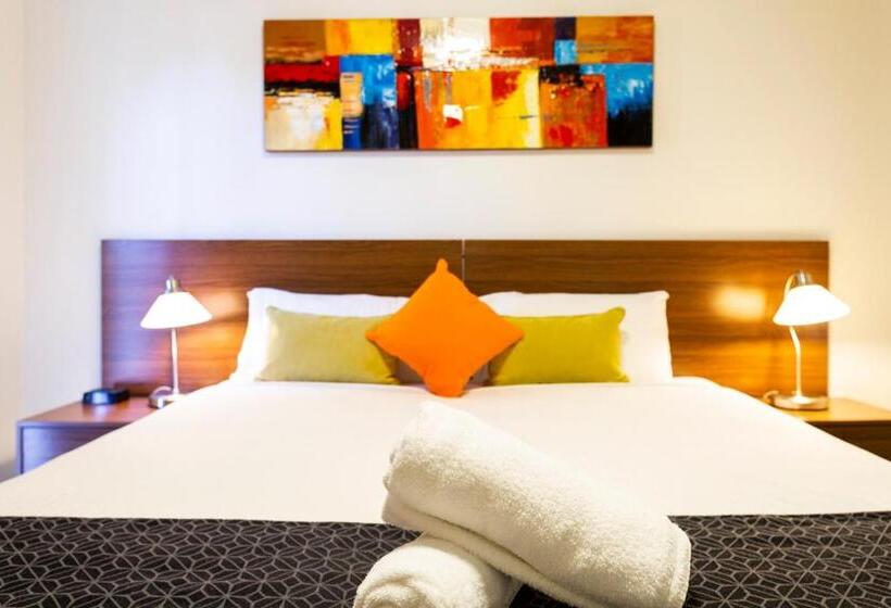 Amazing Accommodations: St Kilda