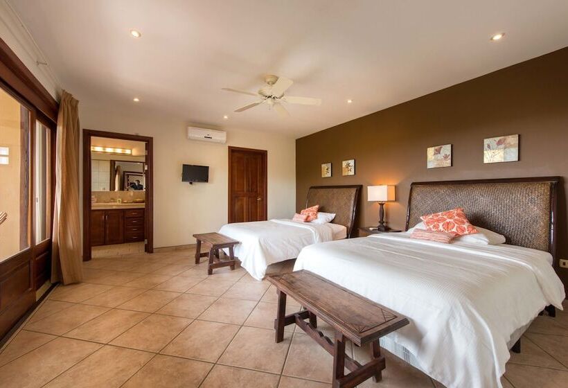 تختخواب و صبحانه Casa Mirador Tamarindo