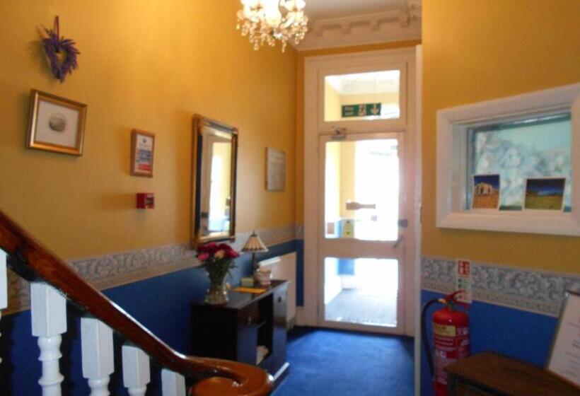 צימר Cranborne Guest Accommodation Exclusively For Adults