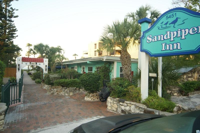 مبيت وإفطار Sandpiper Inn