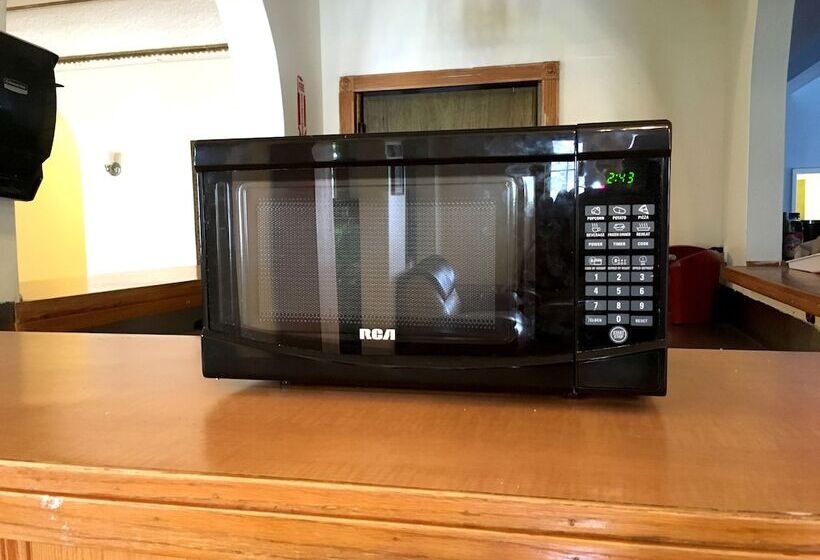 مبيت وإفطار The Belmar Inn