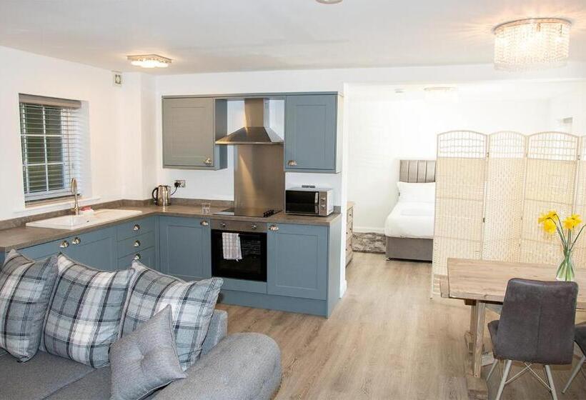مبيت وإفطار The Old Mill Rooms