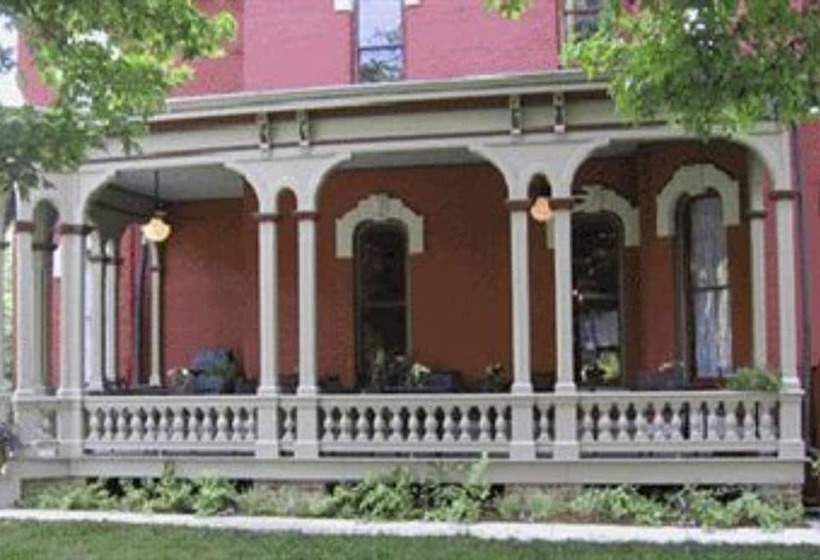 مبيت وإفطار Whiskey Mansion