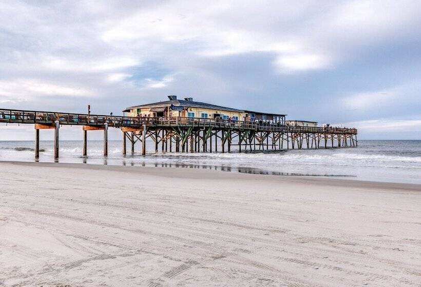 هتل Beach Quarters Daytona