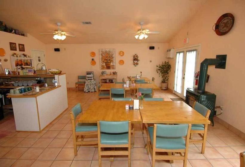 Отель Buffalo Pointe Inn