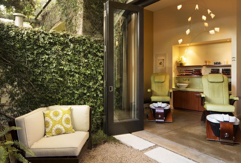 H2Hotel