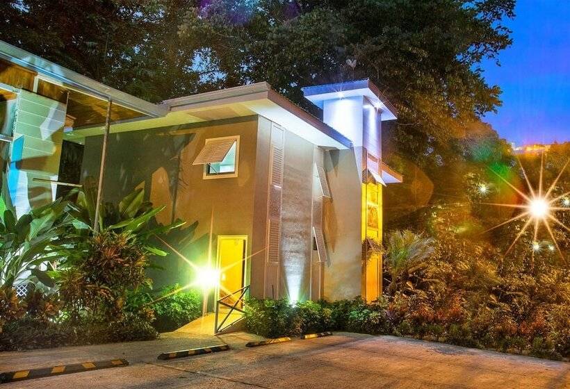 هتل Plaza Yara