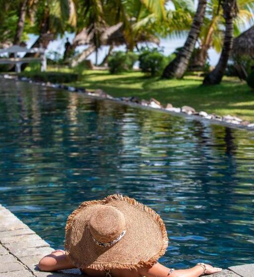 هتل Princesse Bora Lodge & Spa