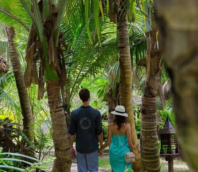 هتل Princesse Bora Lodge & Spa